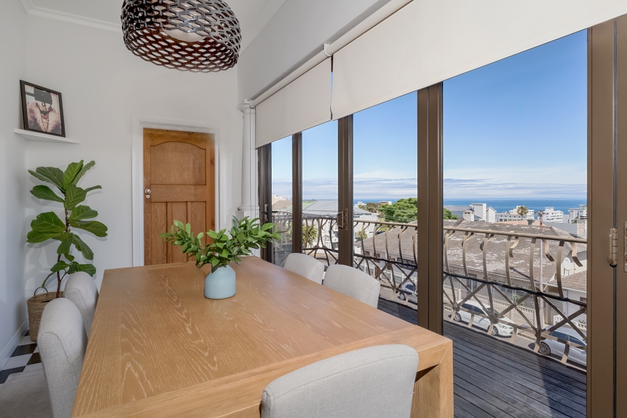 2 Bedroom Property for Sale in Sea Point Western Cape